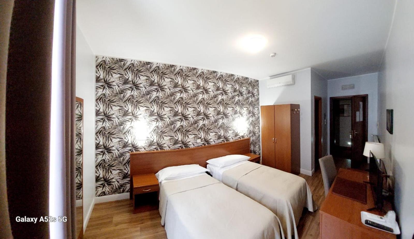 Alpi Hotel 3*