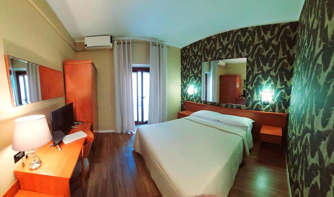 Alpi Hotel 3*